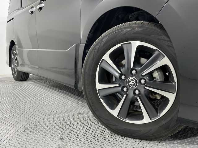 トヨタ ヴォクシー ZS 煌Ⅱ 広島県 2020(令2)年 3.3万km ブラック 純正9型ナビ/純正フリップダウンモニター/両側パワースライドドア/バックカメラ/クリアランスソナー/セーフティセンス/・プリクラッシュセーフティ/・レーンディパーチャーアラート/・オートマチックハイビーム/LEDヘッドランプ/純正16インチAW/ETC2.0