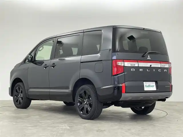 三菱 デリカＤ：５ シャモニー 群馬県 2025(令7)年 0.1万km未満 グレーⅡ 登録済未使用車　全方位カメラ　両側パワースライドドア　パワーバックドア　レーダークルーズコントロール　ＢＳＭ　ＬＥＤライト　ＡＨＢ　シートヒーター　純正１８インチＡＷ　ステアリングヒーター　スマートキ
