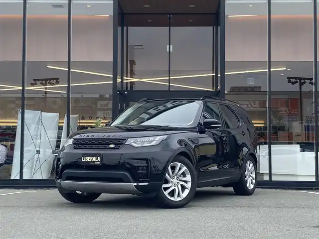 ランドローバー ランドローバー ディスカバリー HSE 福岡県 2018(平30)年 1.7万km 黒 ・クルーズコントロール/・純正ＨＤＤナビ／ＵＳＢ／Ｂｌｕｅｔｏｏｔｈ/・全方位カメラ/・黒革シート／シートヒーター/・社外前後ドライブレコーダー/・フルセグ/・ＥＴＣ/・純正２０ＡＷ/・プッシュスタート/・パーキングアシスト/・アイドリングストップ/・スマートキー/・3列シート/・パワーシート/・レーンキープアシスト/・オートライト/・LEDライト/・取扱説明書
