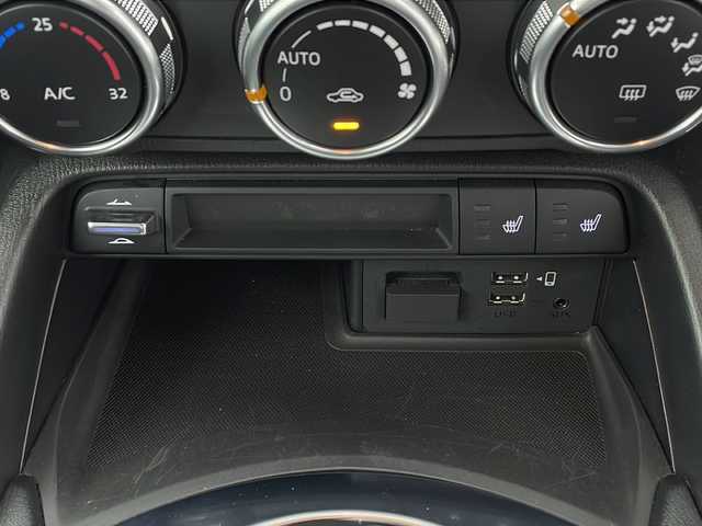 マツダ ロードスター ＲＦ RS 鹿児島県 2020(令2)年 1.8万km ジェットブラックマイカ スマートシティブレーキサポート/純正メーカーナビ/Bluetooth SD DVD再生可/バックカメラ/フルセグTV/純正BBS17インチアルミホイール/純正ＲＥＣＡＲＯシート/ブラインドスポットモニター/革巻ステアリング/ステアリングスイッチ/LEDヘッドライト/オートライトコントロール/オートワイパー/クルーズコントロール/スマートキー/エンジンプッシュスタート/純正フロアマット/保証書/取扱説明書