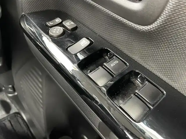 スズキ スペーシア カスタム HYBRID XS 千葉県 2020(令2)年 4.2万km ブルーイッシュブラックパール3 衝突軽減ブレーキ/レーンキープアシスト/レーダークルーズコントロール/クリアランスソナー/ヘッドアップディスプレイ/純正SDナビ/　フルセグ/BT/DVD/CD/USB/全方位カメラ/ステアリングスイッチ/ETC/ハーフレザーシート/シートヒーター/両側パワースライドドア/LEDヘッドライト/オートライト/フォグライト/スマートキー/プッシュスタート/純正フロアマット