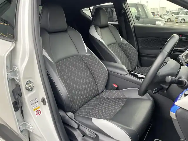 トヨタ Ｃ－ＨＲ G モード ネロ 群馬県 2019(平31)年 4.3万km ホワイトパールクリスタルシャイン モデリスタエアロ/セーフティセンスP/・プリクラッシュセーフティシステム/・レーンディパーチャーアラート/・オートマチックハイビーム/・レーダークルーズコントロール/ブラインドスポットモニター/リアクロストラフィックアラート/クリアランスソナー/バックソナー/社外SDナビ/（CD/DVD/SD/MSV/BluetoothAudio）/バックカメラ/フルセグテレビ/LEDヘッドランプ/シーケンシャルターンランプ/純正18インチアルミホイール/シートヒーター/革巻きステアリング