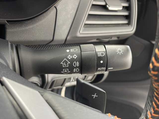 スバル インプレッサ ＸＶ 1．6i－L アイサイト 鹿児島県 2020(令2)年 3.5万km クールグレーカーキ 社外ナビ/（CD/DVD/BT/フルセグTV）/ルーフレール/ルーフキャリア/アイサイト/レーダークルコン/ステアリングレスポンシブヘッドランプ/パドルシフト/電動パーキングブレーキ/オートホールド機能/オートライト/オートワイパー/ブラインドスポットモニター/純正オールウェザーフロアマット/スマートキー/取説、保証書