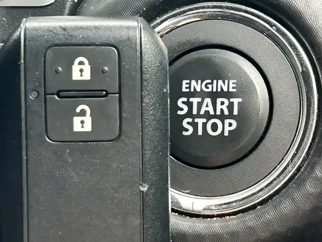 スズキ ハスラー HYBRID G 兵庫県 2021(令3)年 1.8万km フェニックスレッドパール/ガンメタリック2トーンルーフ 社外ナビ/BT/ワンセグ/前後ドラレコ/ビルトインETC/クリアランスソナー/前後シートヒーター/ステアリングスイッチ/バックカメラ/レーンキープアシスト/ノーマルタイヤ付き/ヘッドライトレベライザー/スペアキー/横滑り防止装置/盗難防止装置