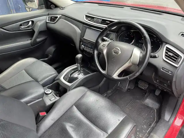 日産 エクストレイル 20X 滋賀県 2014(平26)年 15.1万km バーニングレッド 純正ナビ/（CD/DVD/フルセグTV/BT/FM/AM）/ETC/前席シートヒーター/カブロンシート/ステアリングスイッチ/インテリジェントキー/プッシュスタート/純正ドアバイザー/純正フロアマット/純正17インチAW