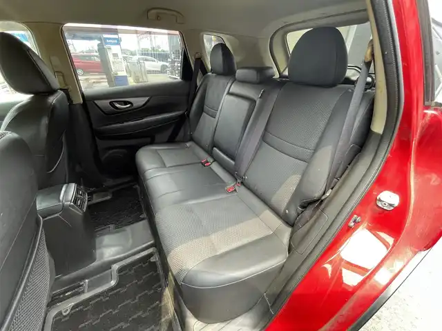 日産 エクストレイル 20X 滋賀県 2014(平26)年 15.1万km バーニングレッド 純正ナビ/（CD/DVD/フルセグTV/BT/FM/AM）/ETC/前席シートヒーター/カブロンシート/ステアリングスイッチ/インテリジェントキー/プッシュスタート/純正ドアバイザー/純正フロアマット/純正17インチAW