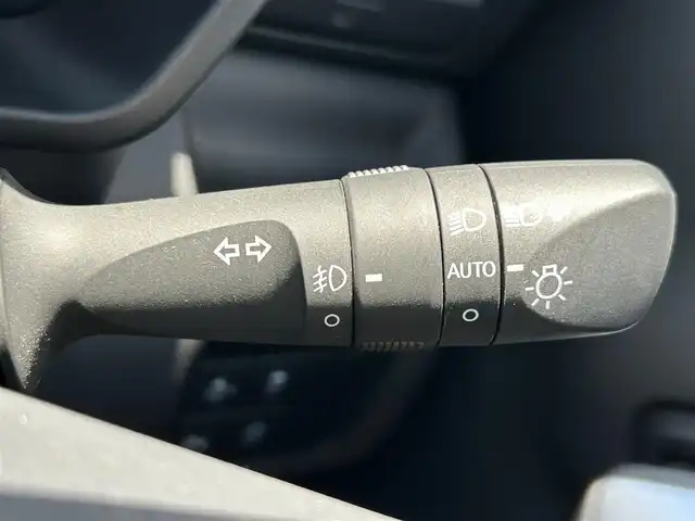 トヨタ ライズ Z 島根県 2022(令4)年 2.9万km シャイニングホワイトパール ワンオーナー/ケンウッドナビ(AM/FM/CD/DVD/BT/フルセグ)/スマートアシスト/ステアリングアシスト/先行車発進告知/ロードサインアシスト/クリアランスソナー/前後ドラレコ/電動パーキングブレーキ/ブレーキホールド/カロッツェリアサブウーファー/フォグランプ/リアフォグランプ/取説/保証書/スペアキー