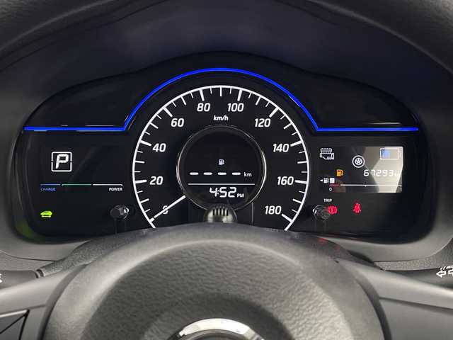日産 ノート e－パワー X 新潟県 2019(令1)年 6.8万km ブリリアントホワイトパール ディーラー純正メモリナビ/(MM319D-W)/(CD.DVD.SD.フルセグ.Bluetooth)/アラウンドビューモニター/ナビ連動ドライブレコーダー/エマージェンシーブレーキ/レーンキープアシスト/ステアリングリモコン/LEDオートライト/フォグランプ/デジタルインナーミラー/エコモード/電動格納ウィンカーミラー/プッシュスタート/スマートキー×2/純正フロアマット
