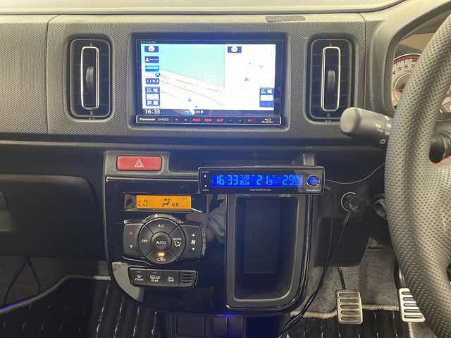 スズキ アルト ワークス 道央・札幌 2018(平30)年 6.3万km スチールシルバーM /4WD//社外ナビ:/CN-RX03D(AM/FM/CD/DVD/BT/TV/SD)//前席RECAROシート//前後ドライブレコーダー//HIDヘッドライト//フォグランプ//純正15インチアルミホイール//スマートキー//エンジンプッシュスタート//スペアキー×1//社外AW付スタッドレスタイヤ（145/80/R13)