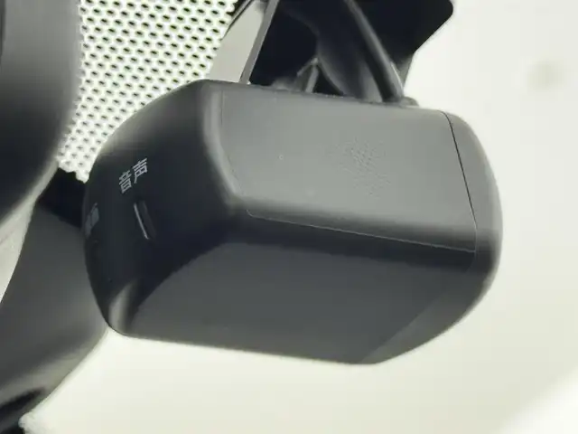 日産 エクストレイル 20Xi 福岡県 2020(令2)年 2.5万km ブリリアントホワイトパール 純正１０型ナビ／フルセグＴＶ　/全方位カメラ　/デジタルルームミラー　/ETC　/ドライブレコーダー　/プロパイロット　/コーナーセンサー　/エマージェンシーブレーキ　/レーンキープ　/ブラインドスポットモニター　/ヒルディセントコントロール　/アイドリングストップ　/シートヒーター　/パワーバックドア　/ルーフレール/純正１８インチＡＷ　/LEDヘッドライト