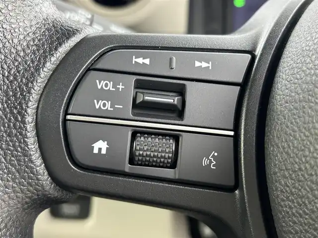 ホンダ Ｎ ＢＯＸ 埼玉県 2024(令6)年 0.3万km メテオロイドグレーメタリック 純正8型ナビ  両側電動 温シート ETC レーダークルーズコントロール　レーンキープアシスト　コーナーセンサー　LEDヘッドライト　スマートキー　バックカメラ　オートハイビーム