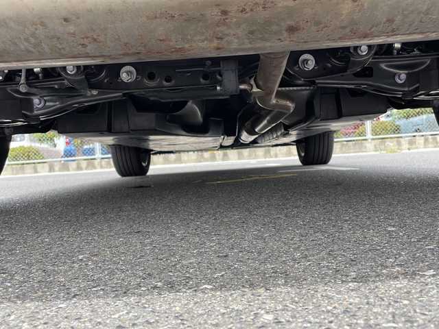 トヨタ ハリアー Z 山口県 2024(令6)年 1.1万km プレシャスブラックパール ワンオーナー/純正12.3型メーカーナビ/・JBLサウンド/・AM/FM/USB/Mira cast/フルセグテレビ/パノラミックビューモニター/デジタルインナーミラー/ETC2.0/ヘッドアップディスプレイ/ブラインドスポットモニター/LEDヘッドライト/オートライト/フォグランプ/左右独立温度コントロールフルオートエアコン/運転席パワーシート/電動パーキングブレーキ/オートブレーキホールド/純正フロアマット/19インチ純正アルミホイール/ハーフレザーシート/電動リアゲート/スマートキー/スペア有/プッシュアップスタート/Toyota Safety Sense/・プリクラッシュセーフティ/・レーントレーシングアシスト/・レーンディパーチャーアラート/・レーダークルーズコントロール/・アダプティブハイビームシステム/取り扱い説明書/保証書