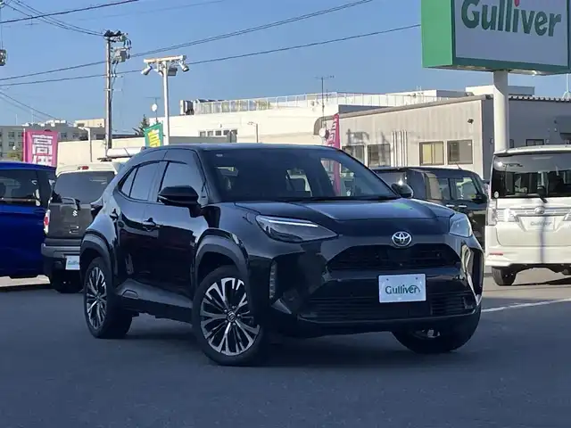 トヨタ ヤリスクロス ハイブリッド Z 青森県 2021(令3)年 7.4万km ブラックマイカ ４WD/純正ナビ/フルセグTV/CD/DVD/BT/ドライブレコーダー/ETC/アラウンドビューモニター/バックカメラ/D席パワーシート/パワーバックドア/トヨタセーフティセンス/オートライト/ハイビームアシスト/横滑り防止装置/１６インチ社外AW付スタッドレスタイヤ積込/純正フロアマット/純正ドアバイザー