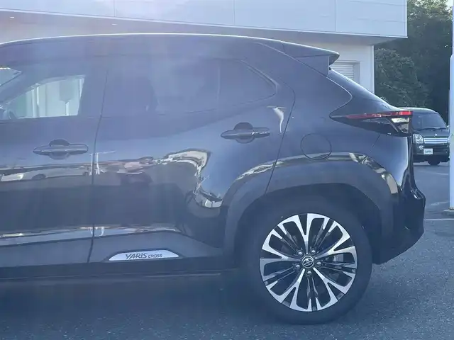 トヨタ ヤリスクロス ハイブリッド Z 青森県 2021(令3)年 7.4万km ブラックマイカ ４WD/純正ナビ/フルセグTV/CD/DVD/BT/ドライブレコーダー/ETC/アラウンドビューモニター/バックカメラ/D席パワーシート/パワーバックドア/トヨタセーフティセンス/オートライト/ハイビームアシスト/横滑り防止装置/１６インチ社外AW付スタッドレスタイヤ積込/純正フロアマット/純正ドアバイザー