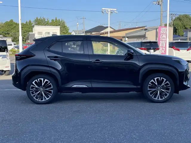 トヨタ ヤリスクロス ハイブリッド Z 青森県 2021(令3)年 7.4万km ブラックマイカ ４WD/純正ナビ/フルセグTV/CD/DVD/BT/ドライブレコーダー/ETC/アラウンドビューモニター/バックカメラ/D席パワーシート/パワーバックドア/トヨタセーフティセンス/オートライト/ハイビームアシスト/横滑り防止装置/１６インチ社外AW付スタッドレスタイヤ積込/純正フロアマット/純正ドアバイザー