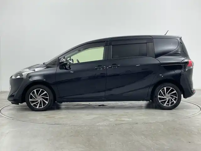 トヨタ シエンタ ハイブリッド ファンベースG 群馬県 2020(令2)年 3.4万km ブラックマイカ 純正ナビ　バックカメラ　クルーズコントロール　衝突被害軽減ブレーキ　車線逸脱警報　オートマチックハイビーム　両側パワースライドドア　前後ドライブレコーダー　クリアランスソナー　ＥＴＣ　ＬＥＤ　禁煙車