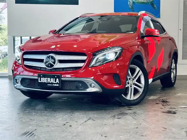 メルセデス・ベンツ ＧＬＡ１８０ 大阪府 2017(平29)年 4万km ジュピターレッド レーダーセーフティP/純正ナビ/TV/バックカメラ/applecarplay/ACC/純正18インチAW/HIDヘッドライト/ブラインドスポット/クリアランスソナー/電動リアゲート/パドルシフト/ETC/ドラレコ/ハーフレザー/シートヒーター/ルーフレール/スマートキー