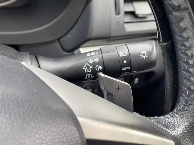 スバル インプレッサ ＸＶ 2．0i－L アイサイト 埼玉県 2013(平25)年 8.9万km クリスタルブラックシリカ (株)IDOMが運営する【じしゃロン川越店】の自社ローン専用車両になります。こちらは現金またはオートローンご利用時の価格です。自社ローンご希望の方は別途その旨お申付け下さい/社外ナビ　MDV-S706/フルセグ/Bluetooth/CD/DVD/AM/FM/バックカメラ/ドライブレコーダー　ZDR-022/ルーフレール/アイサイト/衝突軽減ブレーキ/レーンキープアシスト/レーダークルーズコントロール/パドルシフト/スマートキー（スペアキー×1）/HID/フォグ/リアフォグ/左右パワーシート/ドアバイザー/純正１７インチアルミホイール/車両取扱説明書/保証書