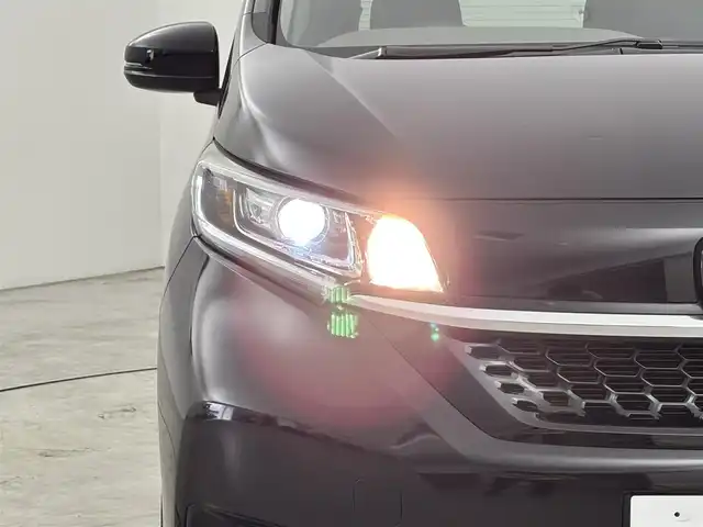ホンダ フリード G ホンダセンシング 福岡県 2020(令2)年 4.2万km クリスタルブラックパール 純正９インチナビ　/ＥＴＣ　/バックカメラ　/両側パワースライドドア　/前後ドライブレコーダー　/前席シートヒーター　/レーダークルーズコントロール　/プリクラッシュセーフティ　/レーンキープ　/純正１５インチＡＷ