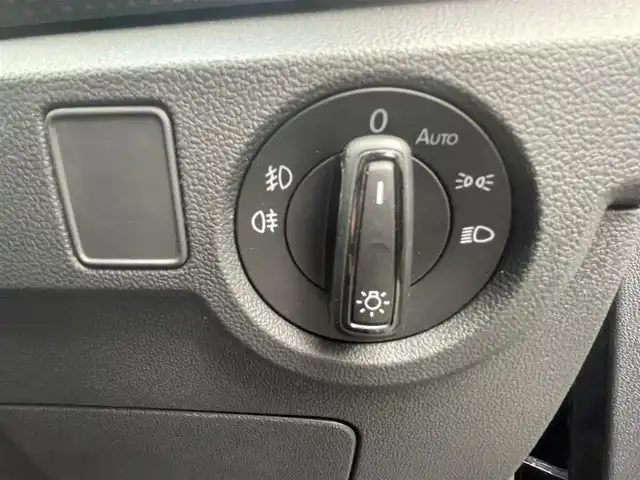 フォルクスワーゲン ＶＷ Ｔ－クロス TSI アクティブ 高知県 2023(令5)年 1.2万km グレーⅡ ACC（アダプティブクルーズコントロール）/・Front　Assist/・Lane Assist/・ブラインドスポットディテクション/純正ナビ/【AppleCarPlay/androidauto/USB/Bluetooth】/バックカメラ/コーナーセンサー/パークアシスト/疲労検知システム/純正アルミホイール16インチ/社外ドラレコ