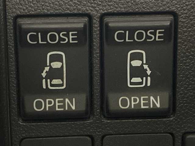 ダイハツ タント カスタム RS 福岡県 2014(平26)年 7.3万km ブラックマイカメタリック 両側パワースライドドア/バックカメラ/社外ナビ【AVW-204iW】/ETC/フルセグ/後席サンシェード/オートエアコン/パワーウィンドウ/スマートキー/プッシュスタート