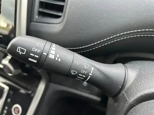 日産 セレナ ハイウェイスター 岡山県 2017(平29)年 7.2万km マルーンレッド 登録時走行距離71620km/社外ナビ/フルセグTV(AM/FM/CD/DVD/Bluetooth)/ALPINE12.8インチフリップダウンモニター/バックカメラ/片側パワースライドドア/ビルトインETC/ドライブレコーダー/ハンズフリーオートスライドドア/クルーズコントロール/アイドリングストップ/ECOモード/横滑り防止装置/プッシュスタート/スマートキー/純正フロアマット/16インチ純正AW