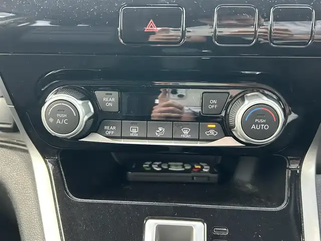 日産 セレナ ハイウェイスター 岡山県 2017(平29)年 7.2万km マルーンレッド 登録時走行距離71620km/社外ナビ/フルセグTV(AM/FM/CD/DVD/Bluetooth)/ALPINE12.8インチフリップダウンモニター/バックカメラ/片側パワースライドドア/ビルトインETC/ドライブレコーダー/ハンズフリーオートスライドドア/クルーズコントロール/アイドリングストップ/ECOモード/横滑り防止装置/プッシュスタート/スマートキー/純正フロアマット/16インチ純正AW