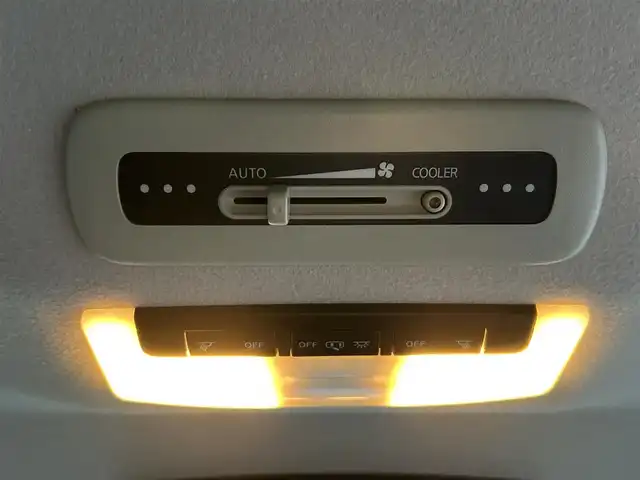 日産 セレナ ハイウェイスター 岡山県 2017(平29)年 7.2万km マルーンレッド 登録時走行距離71620km/社外ナビ/フルセグTV(AM/FM/CD/DVD/Bluetooth)/ALPINE12.8インチフリップダウンモニター/バックカメラ/片側パワースライドドア/ビルトインETC/ドライブレコーダー/ハンズフリーオートスライドドア/クルーズコントロール/アイドリングストップ/ECOモード/横滑り防止装置/プッシュスタート/スマートキー/純正フロアマット/16インチ純正AW