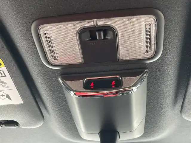 ダイハツ タント カスタム X 千葉県 2021(令3)年 2.1万km ブラックマイカメタリック/シャイニングホワイトパール 社外7インチナビ/DVD再生機能/Bluetooth/フルセグ/バックカメラ/ステアリングスイッチ/スマートアシスト/両側パワースライドドア/フォグランプ/コーナーセンサー/ウィンカーミラー/純正フロアマット/純正アルミ/LEDヘッドライト