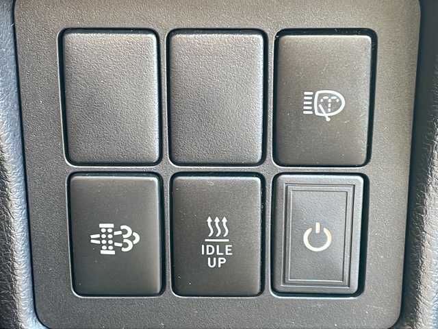 トヨタ ランドクルーザー プラド TX 長野県 2016(平28)年 7.6万km ホワイトパールクリスタルシャイン ４ＷＤ/ディーゼル/純正メモリナビフルセグTV/バックカメラ/ETC/社外FUEL17インチアルミ/ヨコハマジオランダータイヤ/ブラウンレザー調シート/プッシュスタート/コーナーセンサー/保証書・取説/スペアキー