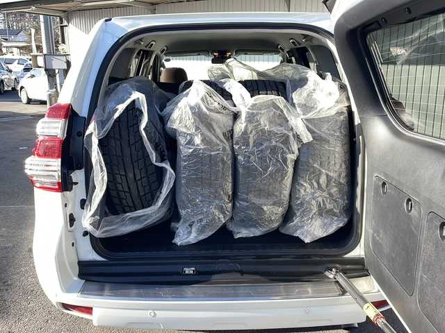 トヨタ ランドクルーザー プラド TX 長野県 2016(平28)年 7.6万km ホワイトパールクリスタルシャイン ４ＷＤ/ディーゼル/純正メモリナビフルセグTV/バックカメラ/ETC/社外FUEL17インチアルミ/ヨコハマジオランダータイヤ/ブラウンレザー調シート/プッシュスタート/コーナーセンサー/保証書・取説/スペアキー