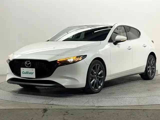 マツダ マツダ３ファストバック 15S ツーリング 大阪府 2019(令1)年 3.2万km スノーフレイクホワイトパールマイカ 純正8.8incナビTV 360カメラ レーダークルコン 衝突軽減ブレーキ レーンアシスト ブラインドSM ヘッドアップディスプレイ オートライト LEDヘッドライト スマートキー プッシュスタート クリアランスソナー ETC