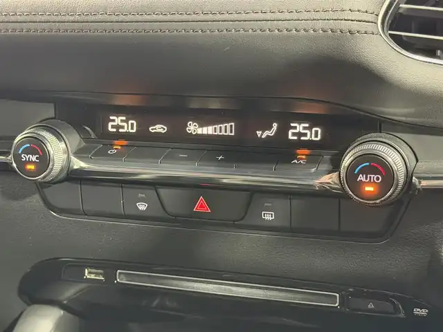 マツダ マツダ３ファストバック 15S ツーリング 大阪府 2019(令1)年 3.2万km スノーフレイクホワイトパールマイカ 純正8.8incナビTV 360カメラ レーダークルコン 衝突軽減ブレーキ レーンアシスト ブラインドSM ヘッドアップディスプレイ オートライト LEDヘッドライト スマートキー プッシュスタート クリアランスソナー ETC