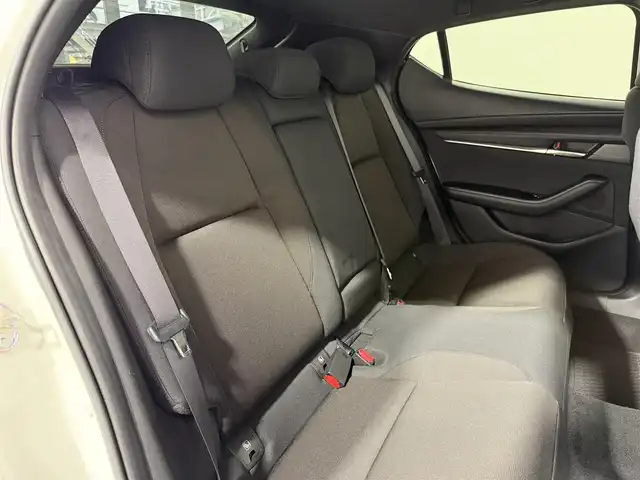 マツダ マツダ３ファストバック 15S ツーリング 大阪府 2019(令1)年 3.2万km スノーフレイクホワイトパールマイカ 純正8.8incナビTV 360カメラ レーダークルコン 衝突軽減ブレーキ レーンアシスト ブラインドSM ヘッドアップディスプレイ オートライト LEDヘッドライト スマートキー プッシュスタート クリアランスソナー ETC