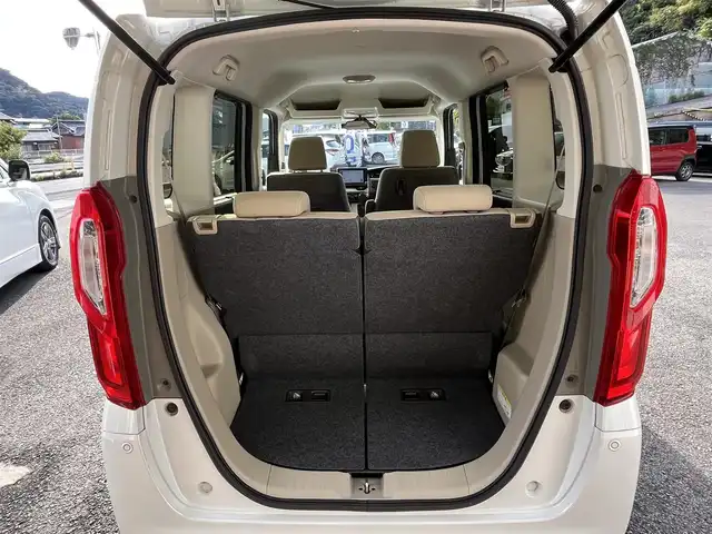 ホンダ Ｎ ＢＯＸ G EX ターボ ホンダセンシング 高知県 2019(令1)年 8.7万km プラチナホワイトパール (株)IDOMが運営する【じしゃロン高知店】の自社ローン専用車両になります。こちらは現金またはオートローンご利用時の価格です。自社ローンご希望の方は別途その旨お申付け下さい