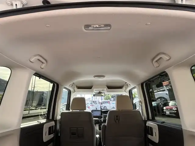 ホンダ Ｎ ＢＯＸ G EX ターボ ホンダセンシング 高知県 2019(令1)年 8.7万km プラチナホワイトパール (株)IDOMが運営する【じしゃロン高知店】の自社ローン専用車両になります。こちらは現金またはオートローンご利用時の価格です。自社ローンご希望の方は別途その旨お申付け下さい