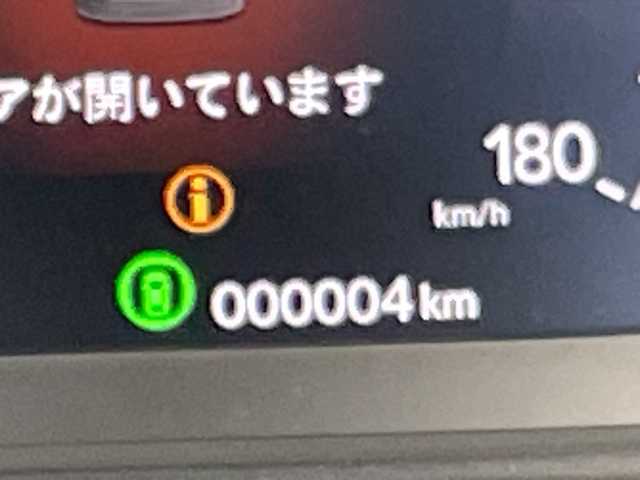 ホンダ ステップワゴン スパーダ eHEV 群馬県 2025(令7)年 0.1千km プラチナホワイトパール 純正１１．４型ナビ　アダプティブクルーズコントロール　ホンダセンシング　衝突被害軽減システム　バックカメラ　電動リアゲート　両側パワースライドドア　プッシュスタート　スマートキー　オートライト　禁煙車