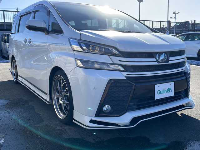 トヨタ ヴェルファイア 2.5Z Aエディデョン ゴールデンアイズ 道東・釧路十勝 2016(平28)年 3.6万km ホワイトパールクリスタルシャイン KUHL/　・レーシングボンネット/　・フロントハーフスポイラー/　・フロントグリル/　・サイドステップ/RAYS20インチアルミホイール/BLITZ車高調/4WD/社外9インチメモリナビ　AVIC-RL99/　(AM/FM/CD/BT)/フルセグTV/バックカメラ/フリップダウンモニター/両側パワースライドドア/パワーバックドア/レザー調シートカバー/前後コーナーセンサー/社外前後ドライブレコーダー/クルーズコントロール/社外ETC/横滑り防止装置/スマートキー/オートライト