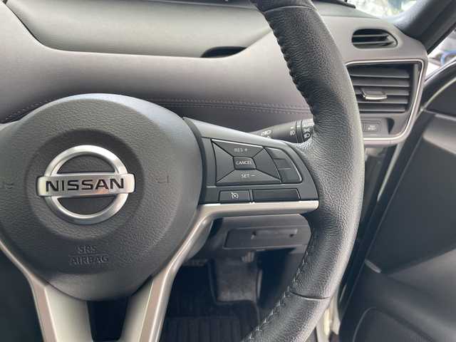 日産 セレナ ハイウェイスター 愛知県 2021(令3)年 6.4万km ブリリアントホワイトパール SDナビ/クルーズコントロール/コーナーセンサー/純正アルミホイール/オートライト/ドライブレコーダー/ETC/衝突軽減システム/フルセグ/CD DVD/Bluetooth/ステアリングスイッチ/スマートキー/プッシュスタート