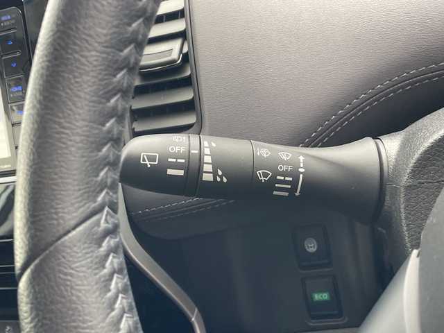 日産 セレナ ハイウェイスター 愛知県 2021(令3)年 6.4万km ブリリアントホワイトパール SDナビ/クルーズコントロール/コーナーセンサー/純正アルミホイール/オートライト/ドライブレコーダー/ETC/衝突軽減システム/フルセグ/CD DVD/Bluetooth/ステアリングスイッチ/スマートキー/プッシュスタート