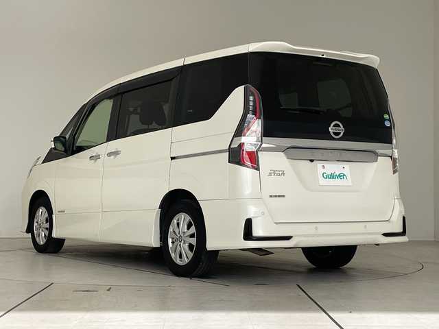 日産 セレナ ハイウェイスター 愛知県 2021(令3)年 6.4万km ブリリアントホワイトパール SDナビ/クルーズコントロール/コーナーセンサー/純正アルミホイール/オートライト/ドライブレコーダー/ETC/衝突軽減システム/フルセグ/CD DVD/Bluetooth/ステアリングスイッチ/スマートキー/プッシュスタート