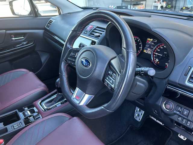 スバル レヴォーグ 2．0STIスポーツアイサイト 富山県 2017(平29)年 3.6万km ラピスブルーP アイサイト/純正SDナビ/型式：CN-LR720D/【CD/DVD/BT/フルセグTV】/バック＆サイドカメラ/クルーズコントロール/レーンキープアシスト/前席パワーシート/D席シートメモリ/前席シートヒーター/横滑り防止装置/ETC2.0/純正アルミホイール/スマートキー×2/プッシュスタート/純正フロアマット