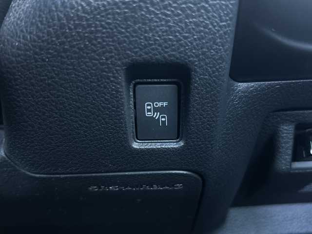 スバル レヴォーグ 2．0STIスポーツアイサイト 富山県 2017(平29)年 3.6万km ラピスブルーP アイサイト/純正SDナビ/型式：CN-LR720D/【CD/DVD/BT/フルセグTV】/バック＆サイドカメラ/クルーズコントロール/レーンキープアシスト/前席パワーシート/D席シートメモリ/前席シートヒーター/横滑り防止装置/ETC2.0/純正アルミホイール/スマートキー×2/プッシュスタート/純正フロアマット