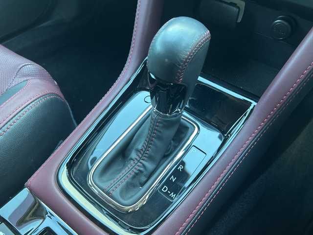 スバル レヴォーグ 2．0STIスポーツアイサイト 富山県 2017(平29)年 3.6万km ラピスブルーP アイサイト/純正SDナビ/型式：CN-LR720D/【CD/DVD/BT/フルセグTV】/バック＆サイドカメラ/クルーズコントロール/レーンキープアシスト/前席パワーシート/D席シートメモリ/前席シートヒーター/横滑り防止装置/ETC2.0/純正アルミホイール/スマートキー×2/プッシュスタート/純正フロアマット