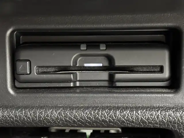 日産 エクストレイル ハイブリッド 20Xi 福岡県 2020(令2)年 6万km ダイヤモンドブラック 純正ナビ／フルセグＴＶ　/全方位カメラ　/ルーフキャリア　/デジタルルームミラー　/ＥＴＣ　/前後ドラレコ　/プロパイロット　/エマージェンシーブレーキ　/レーンキープ　/ＢＳＭ　/パワーバックドア　/シートヒーター/オールモード４×４－ｉシステム/ヒルディセントコントロール/ヒーテッドドアミラー