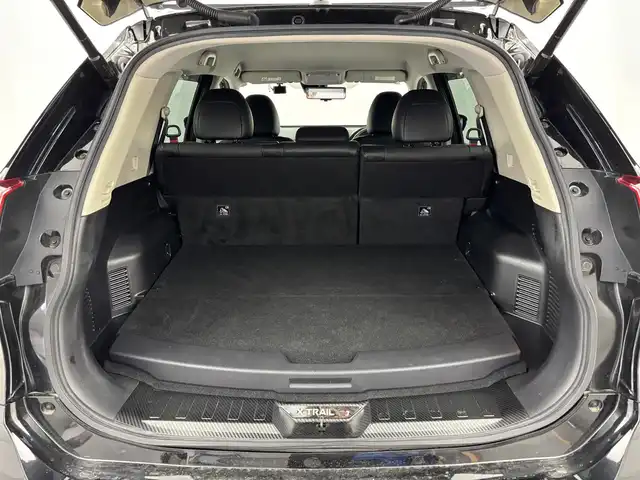 日産 エクストレイル ハイブリッド 20Xi 福岡県 2020(令2)年 6万km ダイヤモンドブラック 純正ナビ／フルセグＴＶ　/全方位カメラ　/ルーフキャリア　/デジタルルームミラー　/ＥＴＣ　/前後ドラレコ　/プロパイロット　/エマージェンシーブレーキ　/レーンキープ　/ＢＳＭ　/パワーバックドア　/シートヒーター/オールモード４×４－ｉシステム/ヒルディセントコントロール/ヒーテッドドアミラー