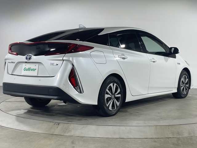 トヨタ プリウス ＰＨＶ A プレミアム 福岡県 2021(令3)年 2.3万km プラチナホワイトパールマイカ 禁煙車/純正9インチメモリーナビゲーション/フルセグテレビ/全方位モニター/レーダークルーズコントロール/本革シート/ドライブレコーダー前後/LEDヘッドライト/ブラインドスポットモニター/ヘッドアップディスプレイ/ハンドルヒーター/パワーシート/オートライト/オートハイビーム/ETC/革巻きステアリング