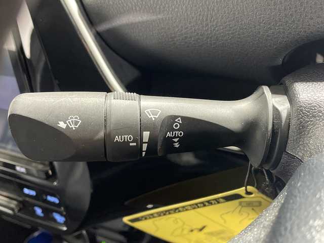 トヨタ プリウス ＰＨＶ A プレミアム 福岡県 2021(令3)年 2.3万km プラチナホワイトパールマイカ 禁煙車/純正9インチメモリーナビゲーション/フルセグテレビ/全方位モニター/レーダークルーズコントロール/本革シート/ドライブレコーダー前後/LEDヘッドライト/ブラインドスポットモニター/ヘッドアップディスプレイ/ハンドルヒーター/パワーシート/オートライト/オートハイビーム/ETC/革巻きステアリング