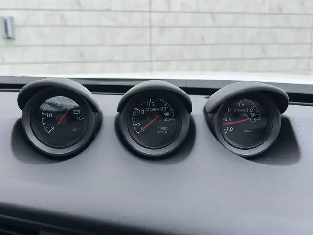 日産 フェアレディ Ｚ バージョンST 新潟県 2022(令4)年 1.1万km ブリリアントホワイトパール/スーパーブラック 2トーン 純正ナビ【フルセグTV/FM・AM/BT】/バックカメラ/BOSEサウンドシステム/インテリジェントクルーズコントロール/踏み間違い衝突防止アシスト/後側方車両検知警報/後退時車両検知警報/DN席シートヒーター/DN席パワーシート/ETC2.0/ドライブレコーダー/LEDヘッドライト/オートライト/革巻きステアリング/ステアリングスイッチ/パドルシフト/スマートキー/プッシュスタート/スペアキー/横滑り防止