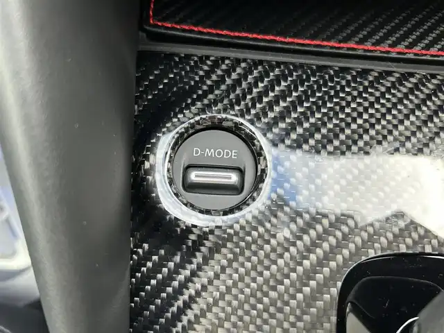 日産 フェアレディ Ｚ バージョンST 新潟県 2022(令4)年 1.1万km ブリリアントホワイトパール/スーパーブラック 2トーン 純正ナビ【フルセグTV/FM・AM/BT】/バックカメラ/BOSEサウンドシステム/インテリジェントクルーズコントロール/踏み間違い衝突防止アシスト/後側方車両検知警報/後退時車両検知警報/DN席シートヒーター/DN席パワーシート/ETC2.0/ドライブレコーダー/LEDヘッドライト/オートライト/革巻きステアリング/ステアリングスイッチ/パドルシフト/スマートキー/プッシュスタート/スペアキー/横滑り防止